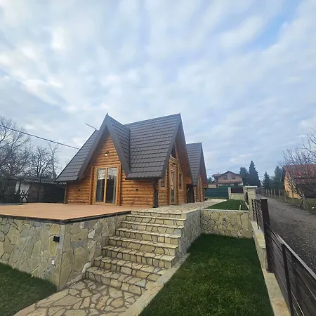 Kuce Za Odmor Banstolija - Fruska Gora