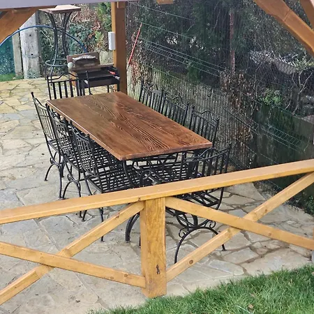 Kuce Za Odmor Banstolija - Fruska Gora Chalé Cortanovci