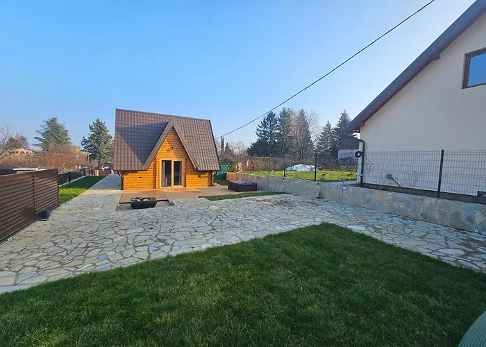 Kuce Za Odmor Banstolija - Fruska Gora *